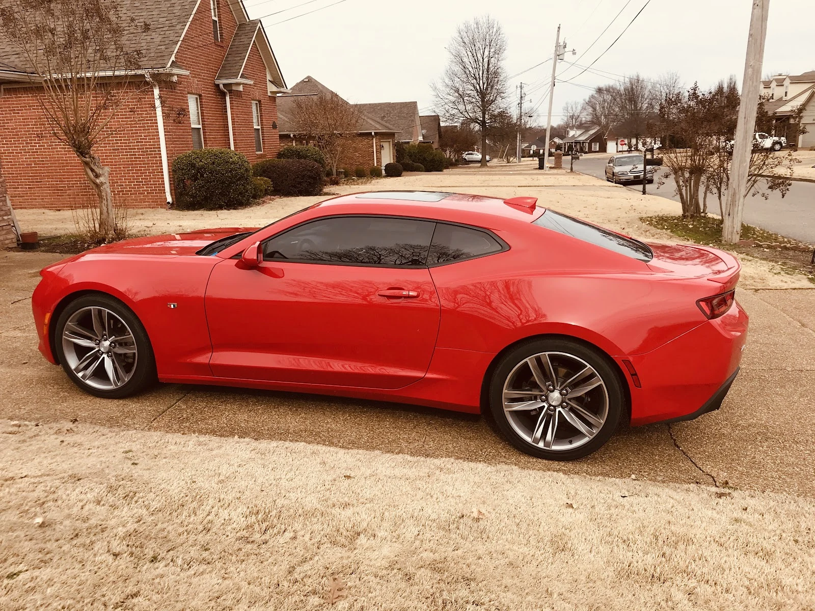 Rods tint shop exterior